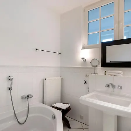 Gut Rattelvitz - Parterre West