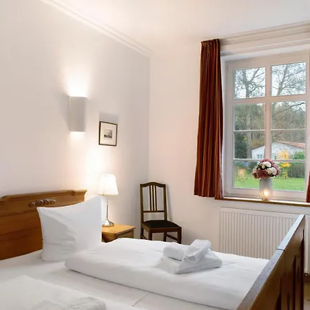 Gut Rattelvitz - Parterre West * Gingst