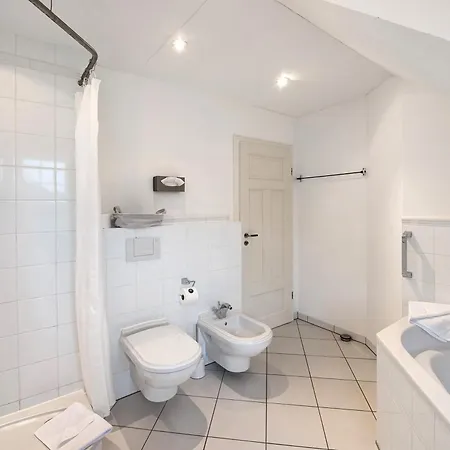 Gut Rattelvitz - Parterre West * Gingst