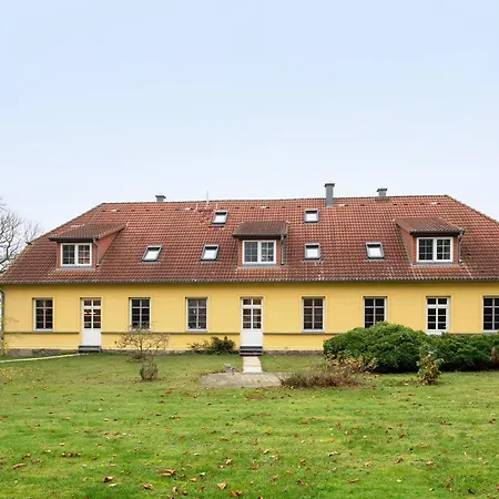 Gut Rattelvitz - Parterre West *