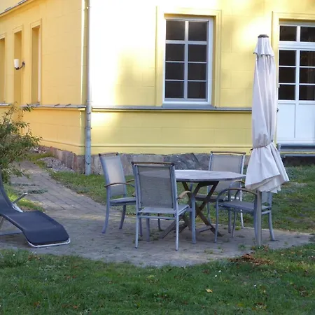 Gut Rattelvitz - Parterre West Appartement Gingst